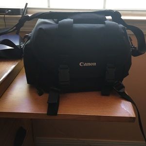 Canon EOS Rebel T3 professional camera